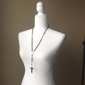 BLACK BEAD ROSARY NECKLACE